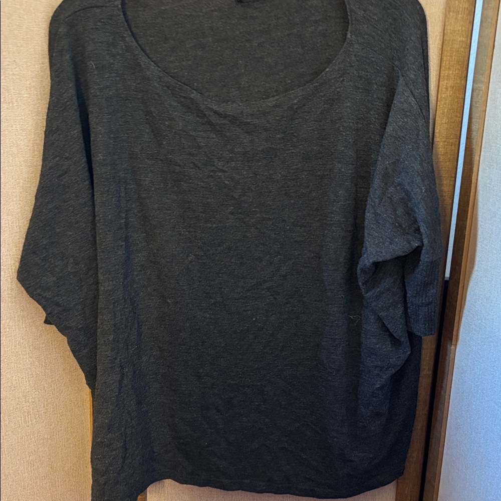 Wet Seal Charcoal Short Sleeve Top small